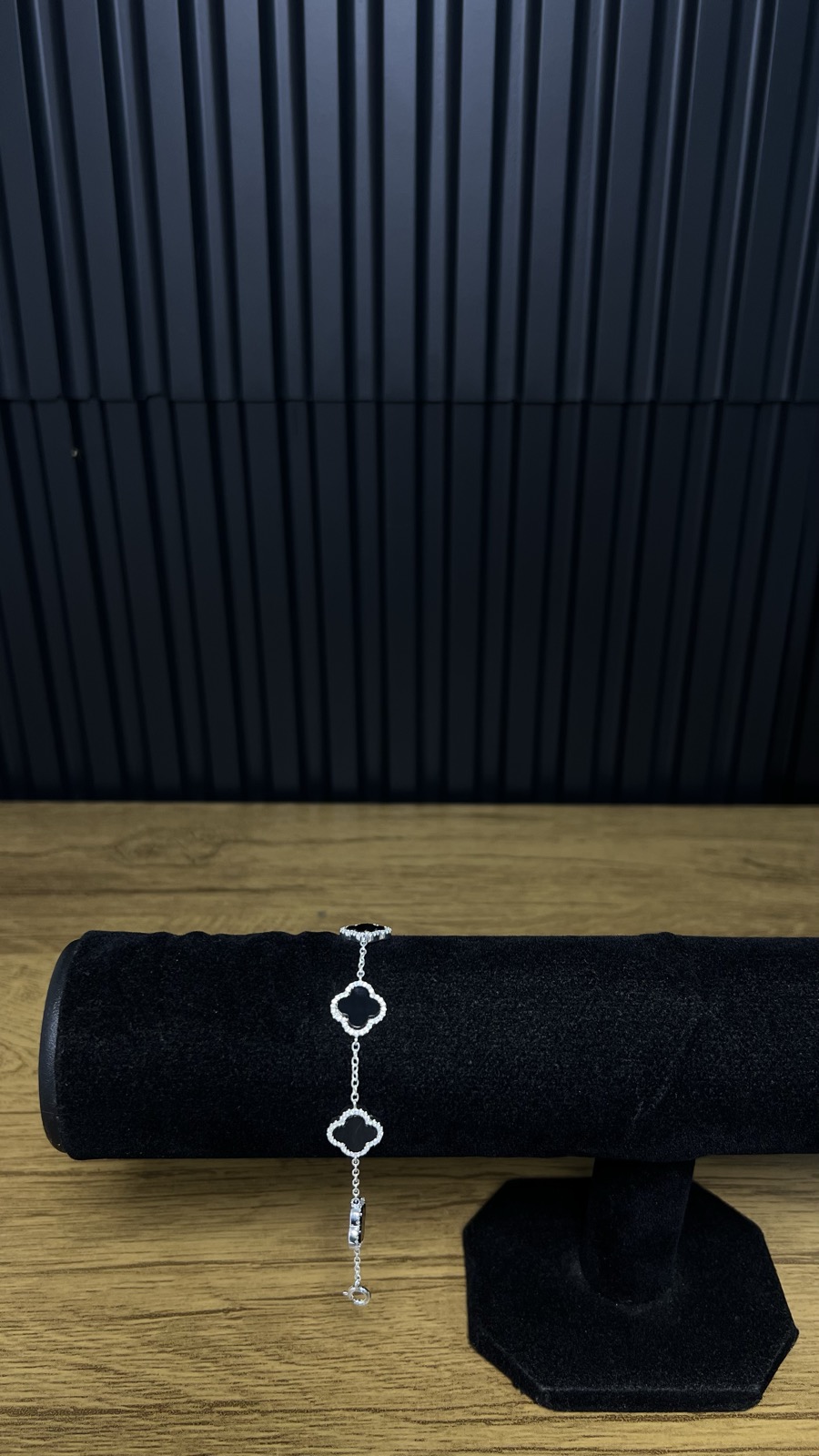 Pulseira — modelo 09